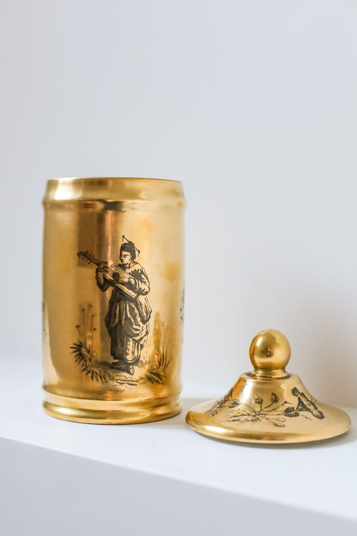 Чайница фарфоровая, золочение, Франция, Le Tallec, 1954 год