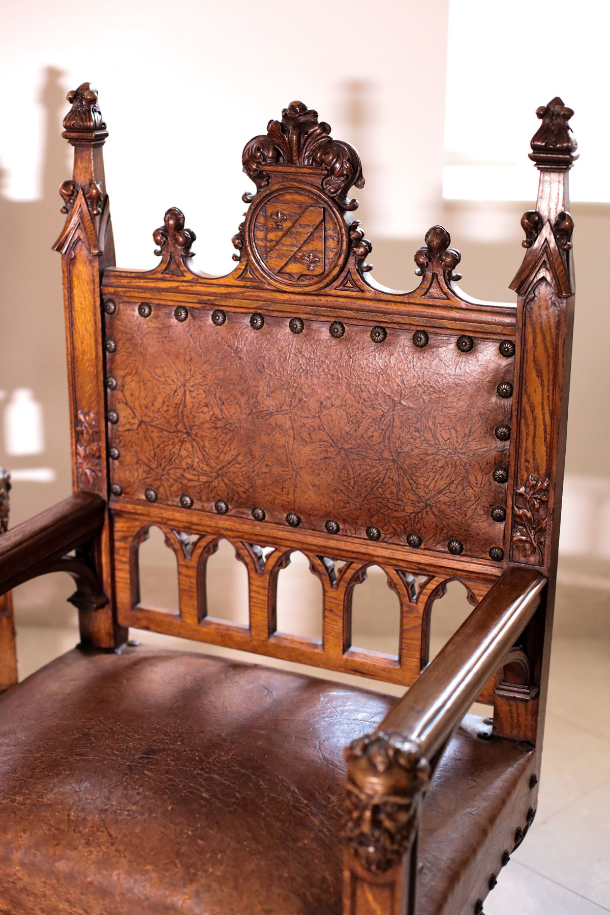 Антикварные кресла второй половины XIX века, Франция.