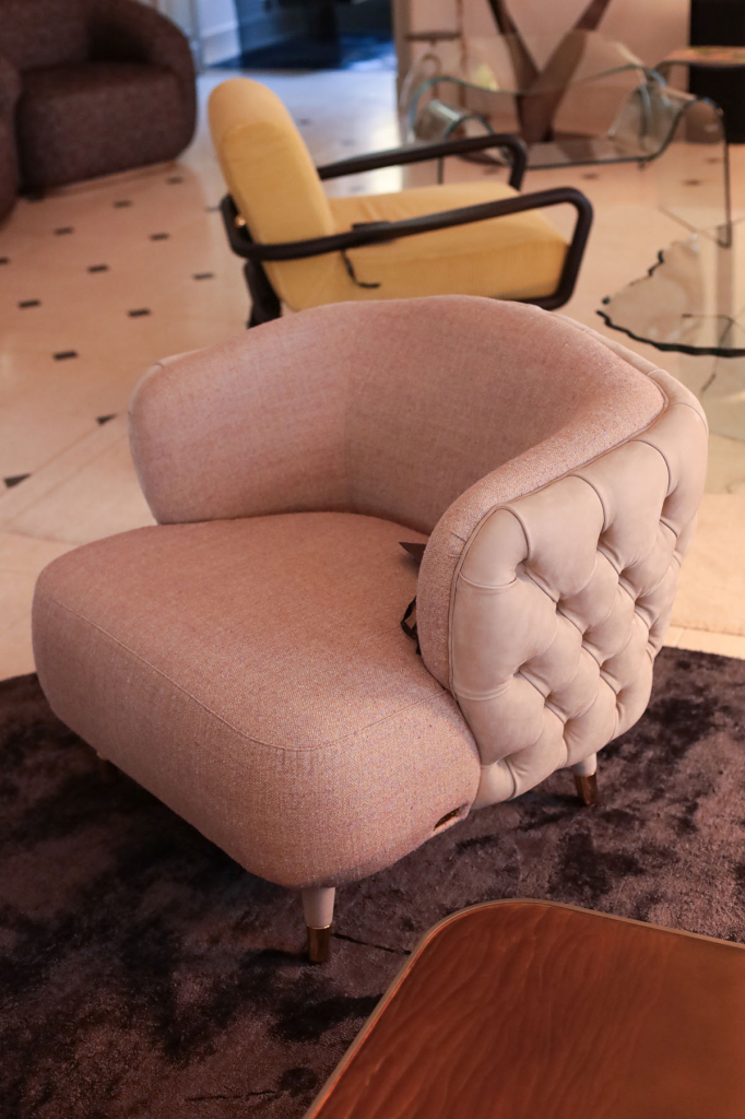 Кресло Savoi, Black Tie, Италия