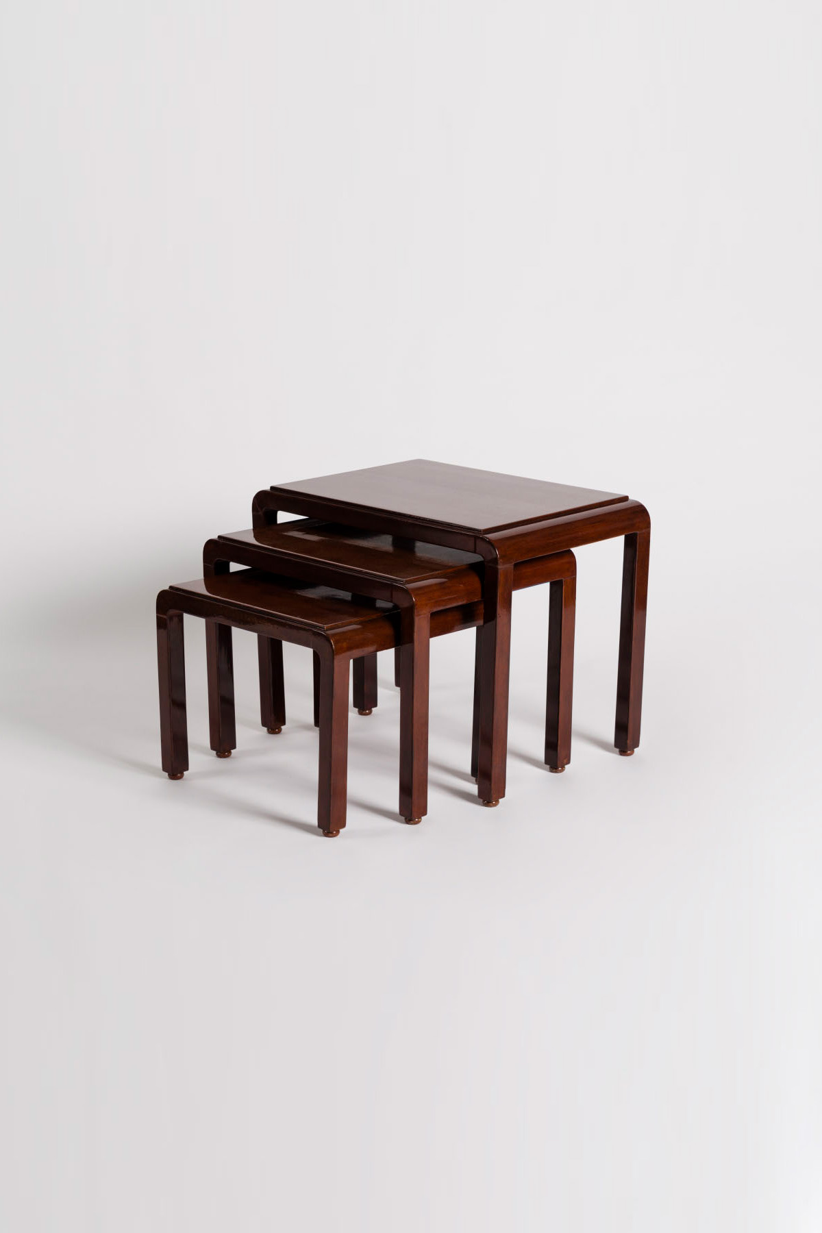 Столики Loulou, Maison Leleu