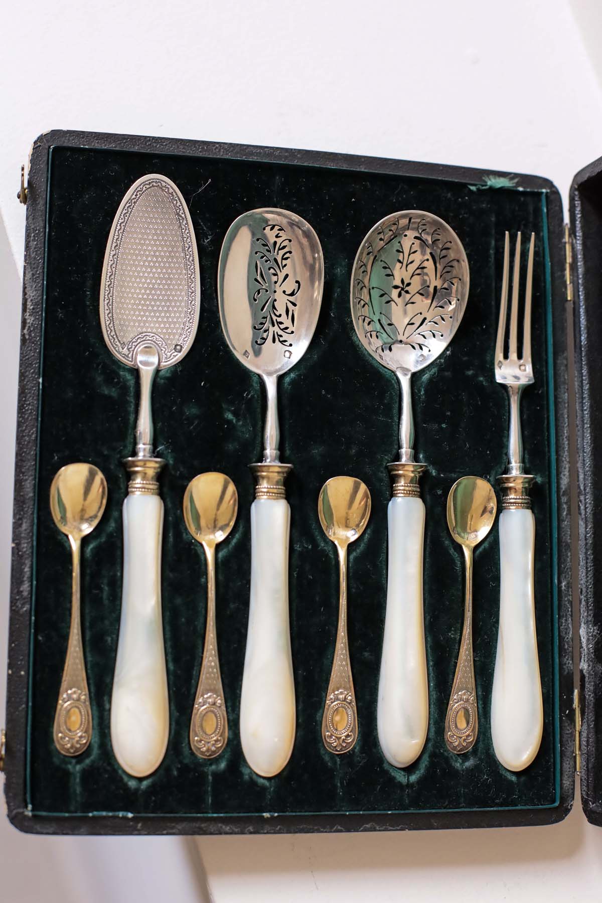 Приборы для сервировки десертов, серебро, Франция, XIX век