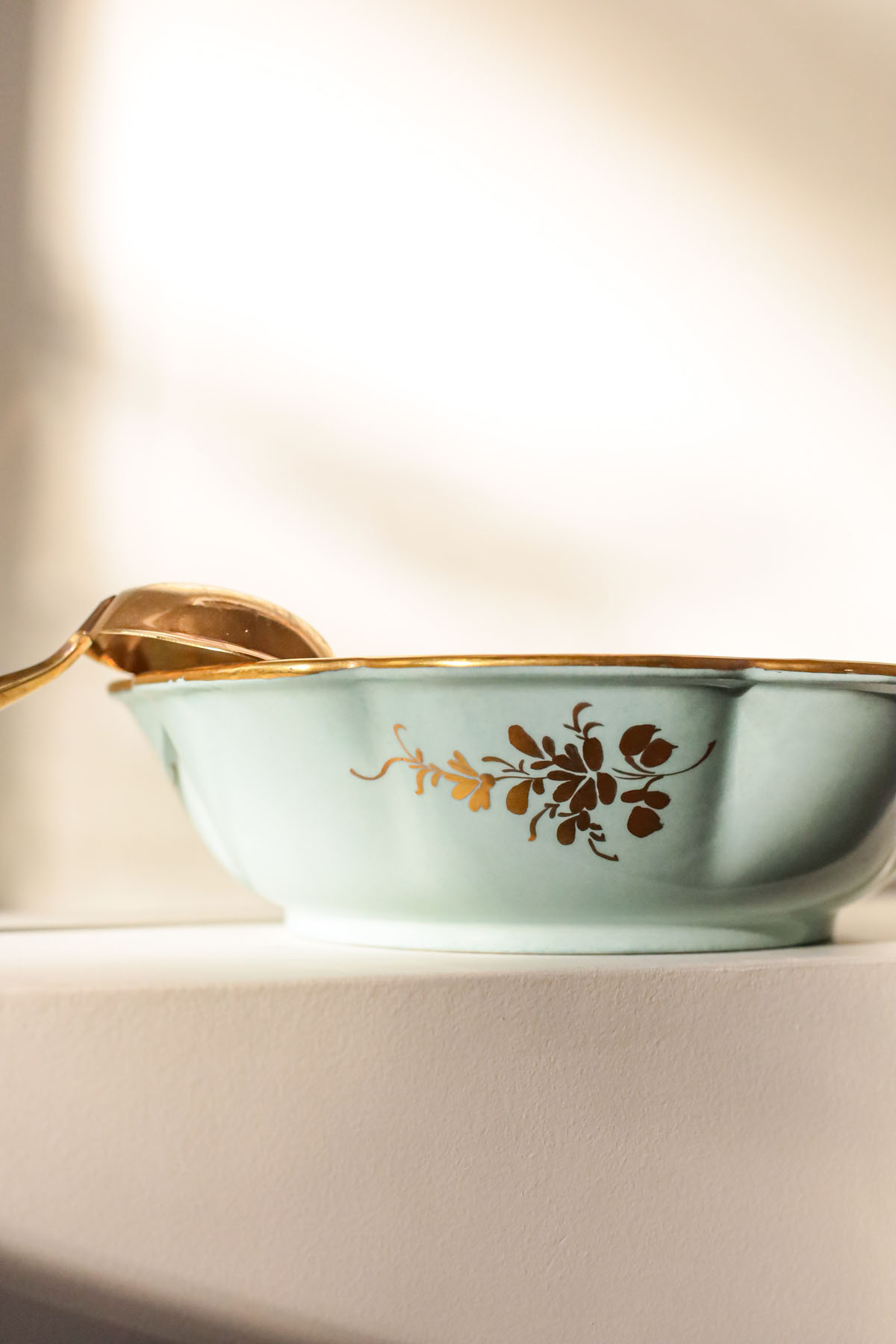 Чаша для пунша с половником, фарфор, ручная роспись, латунь, Франция, рубеж XIX-XX века