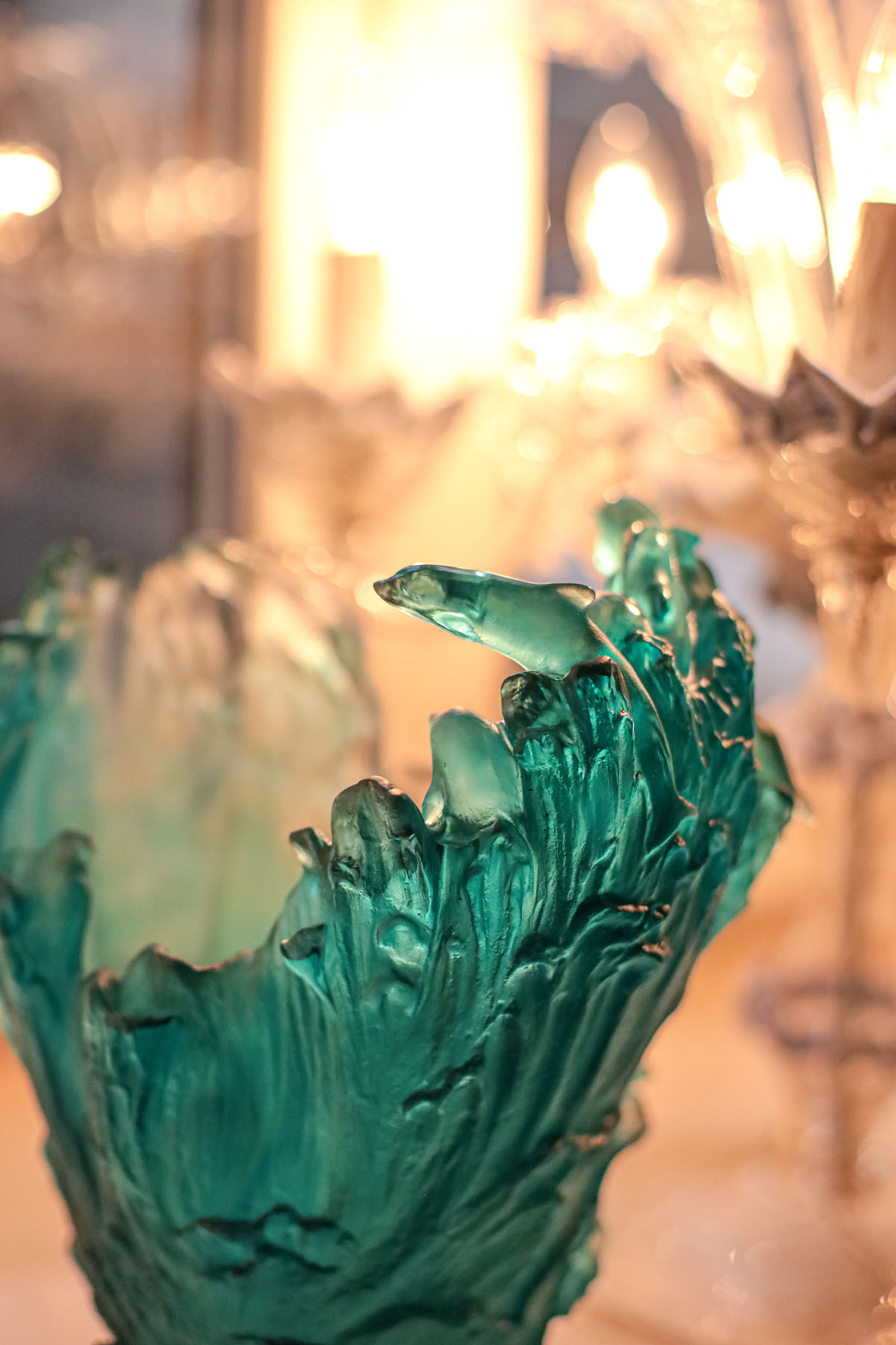 Ваза «Дельфины», из коллекции Maya, Daum