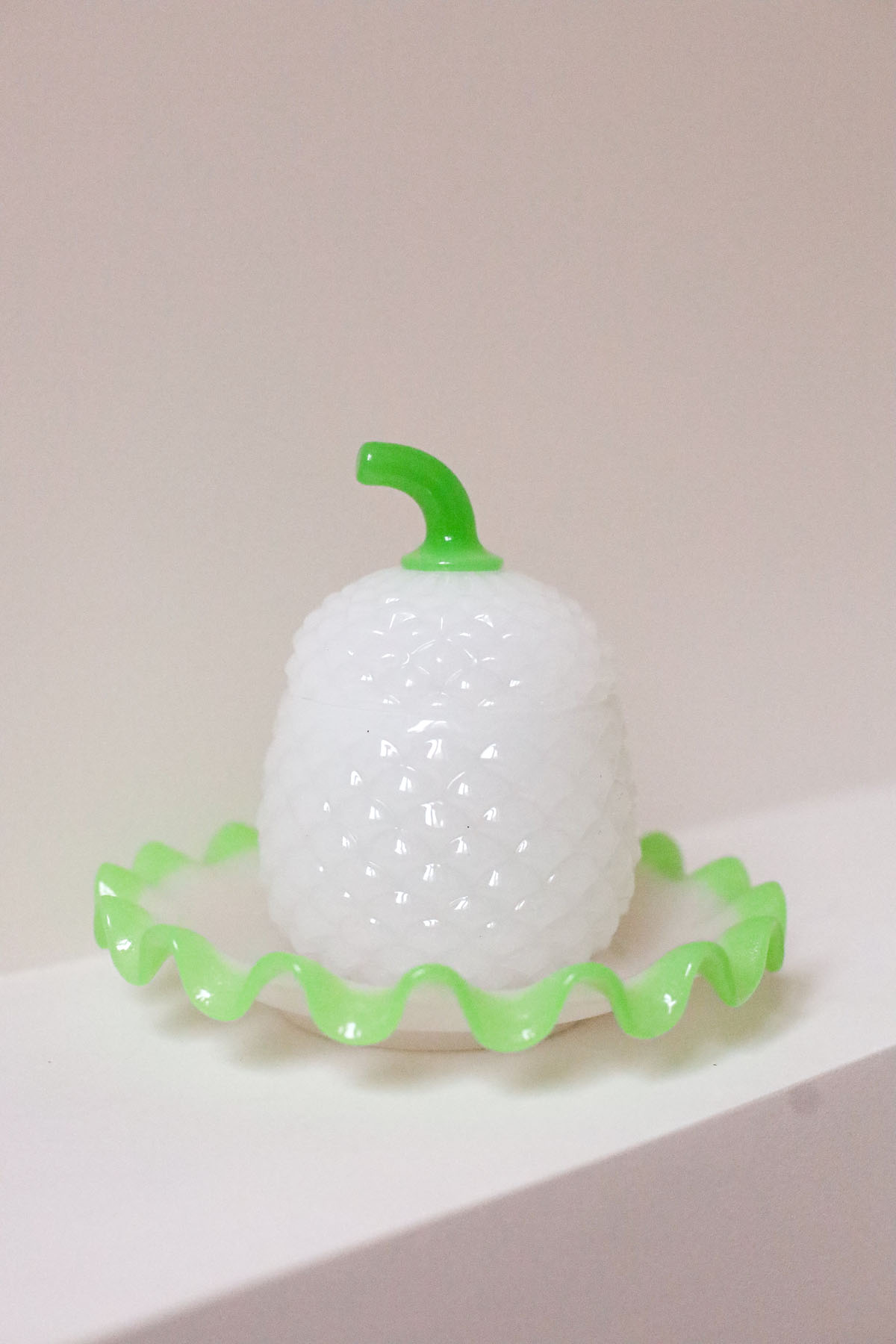 Сахарница "Ананас", опалин, хрусталь, Франция, вторая половина XIX века