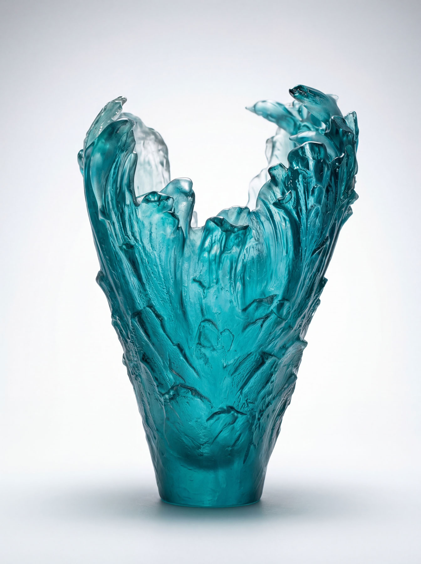 Ваза «Дельфины», из коллекции Maya, Daum