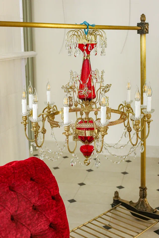 Люстра «екатерининская». Латунь, рубиновое стекло, хрусталь, Производство "Частная Резиденция"