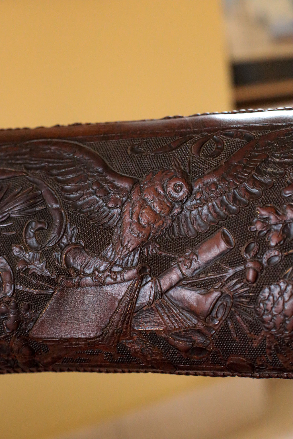 Кресло курульное, массив ореха, кожа тиснение, бронза, Франция, ок.1880 гг.