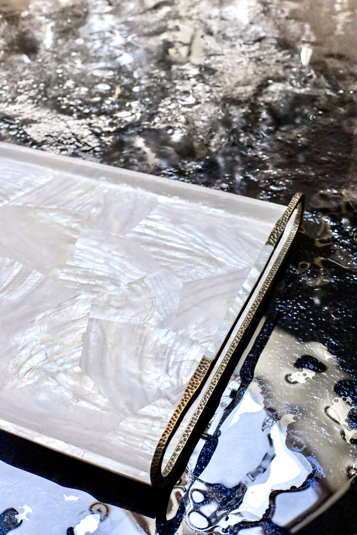 Поднос L, перламутр, латунь, Ginger Brown