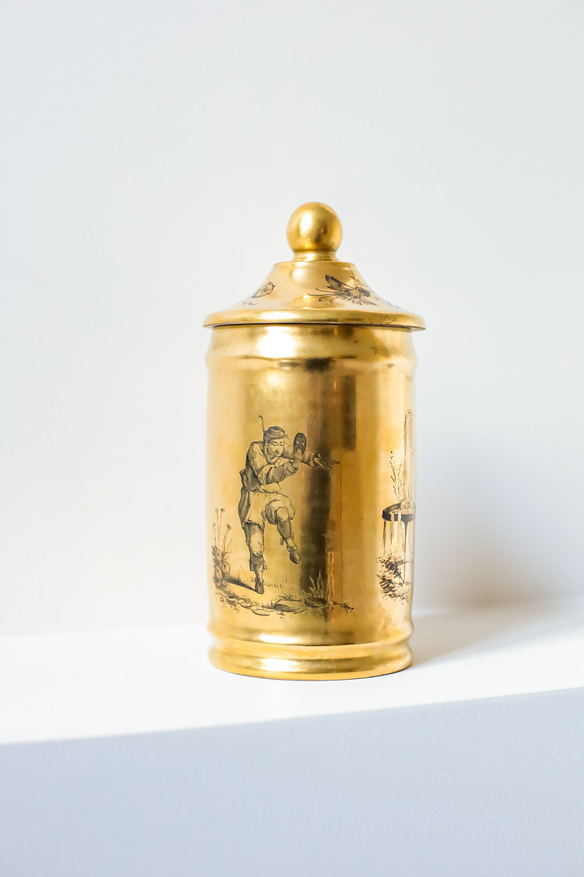 Чайница фарфоровая, золочение, Франция, Le Tallec, 1954 год