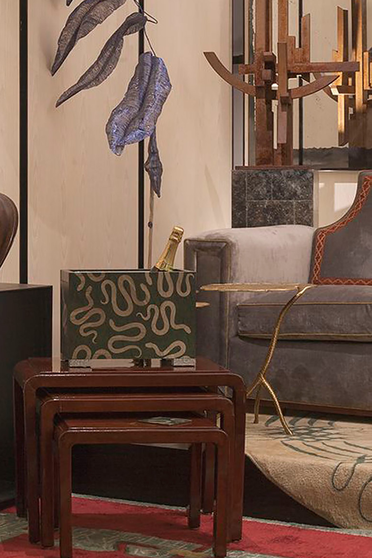 Столики Loulou, Maison Leleu