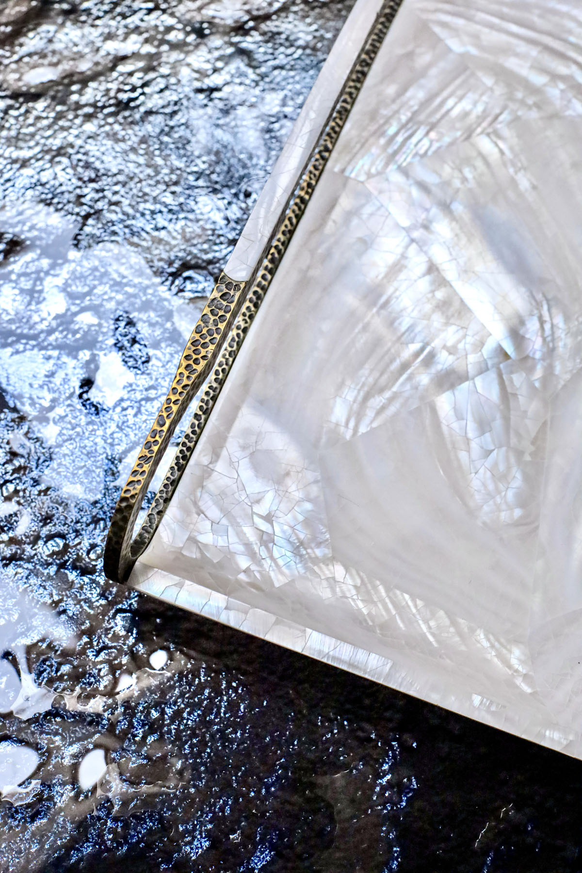 Поднос L, перламутр, латунь, Ginger Brown