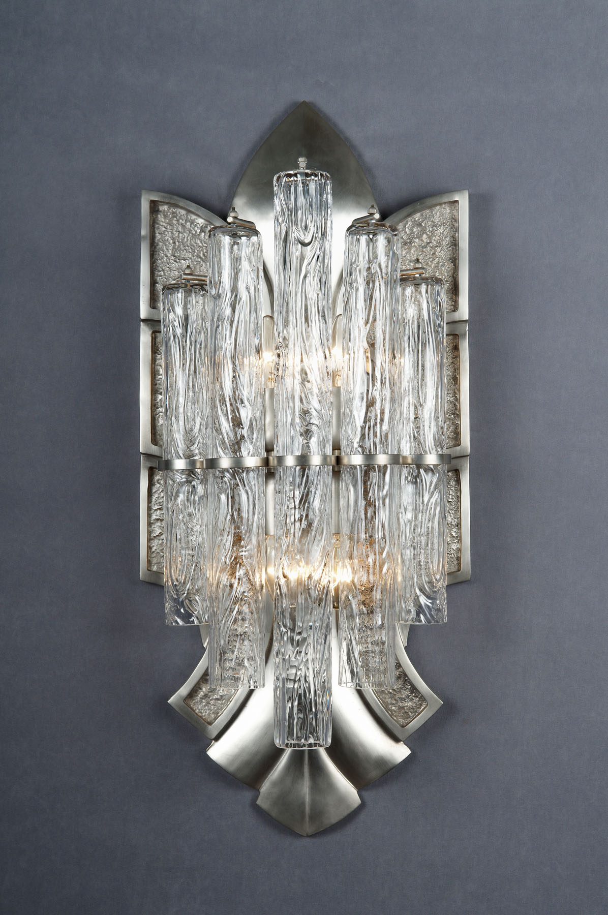 Литое бра в нордическом стиле, производство "Частная Резиденция"