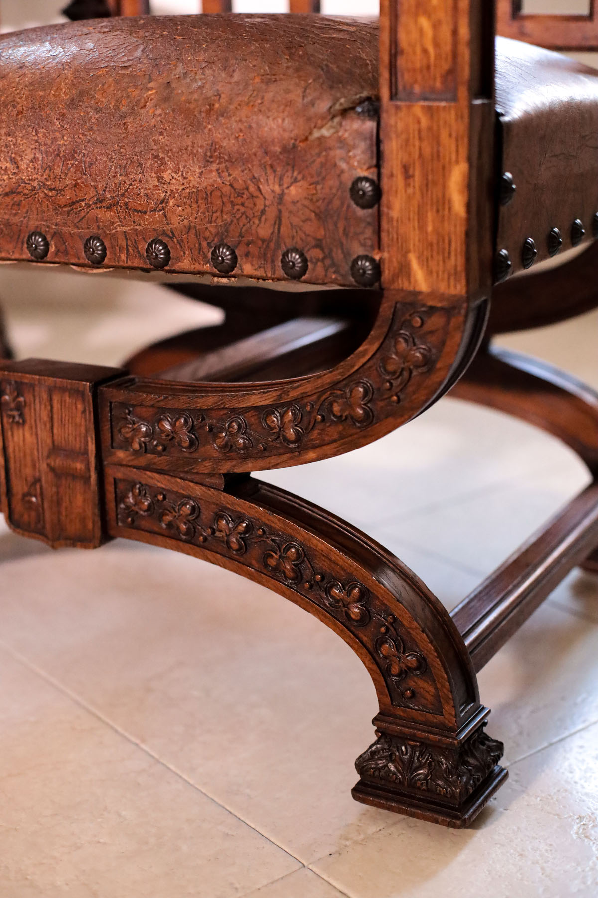 Антикварные кресла второй половины XIX века, Франция.