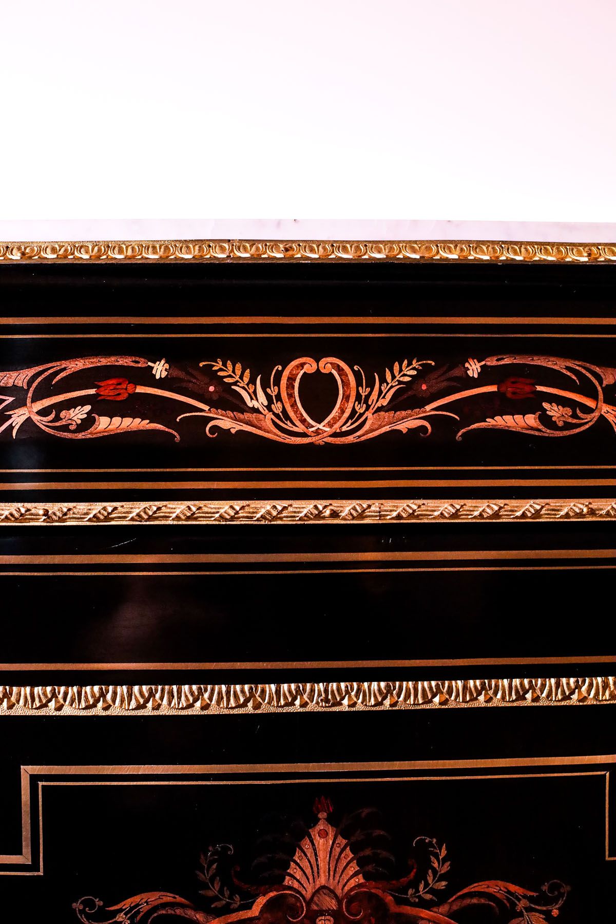 Антикварный буфет, маркетри, мрамор, стиль Наполеона III, конец XIX века