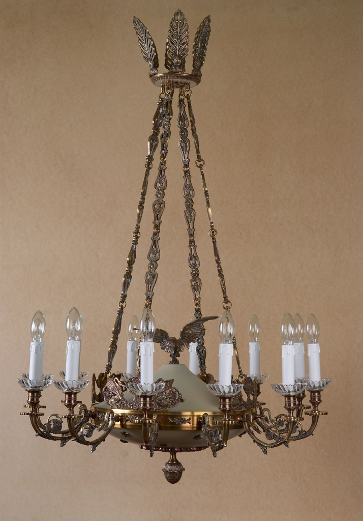 Люстра латунная на 12 светоточек, производство "Частная Резиденция"