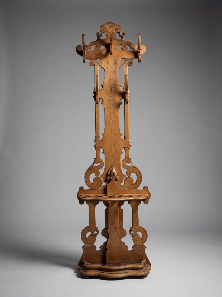 Вешалка, дуб, резьба, Наполеон III, Франция, вторая половина XIX века. 