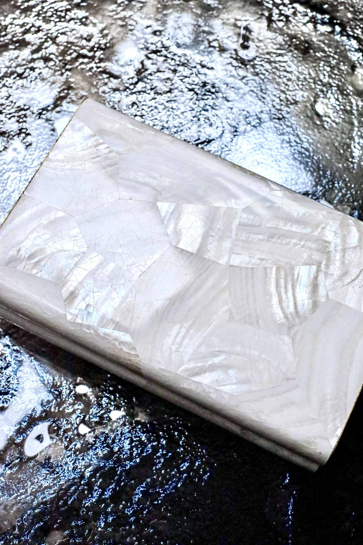 Шкатулка, перламутр, фактурная латунь, Ginger Brown      