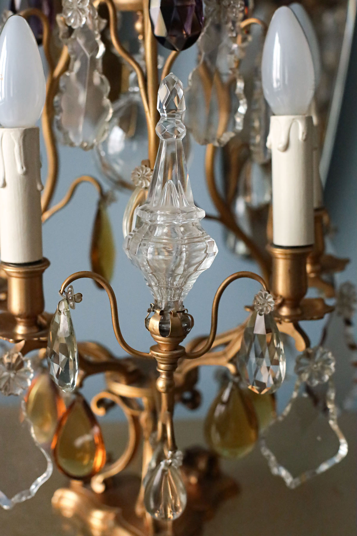 Жирандоли антикварные, цветной хрусталь, бронза, Франция, ок.1920 гг.