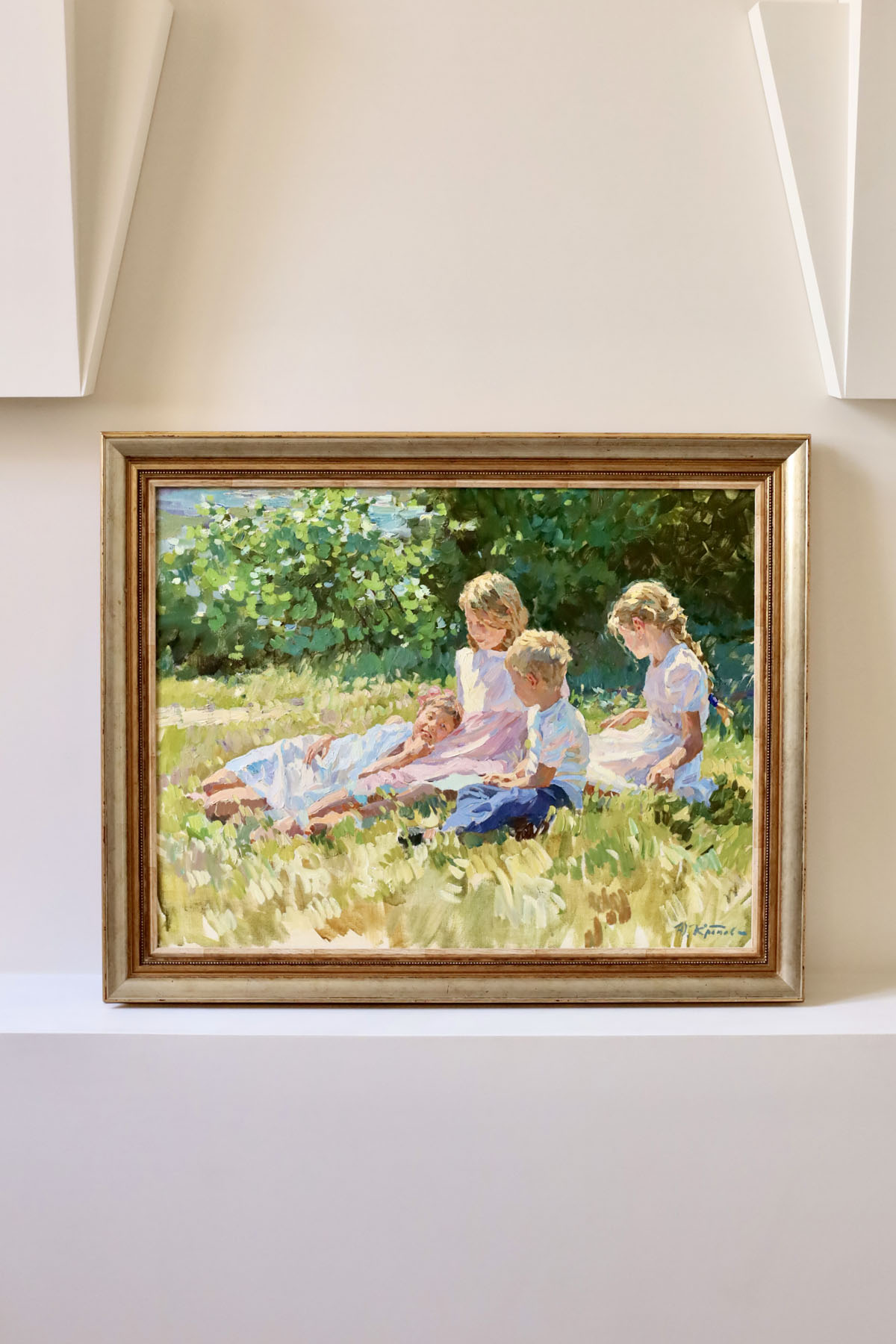 Картина «Дети на лужайке», художник Юрий Кротов, 2004 год.