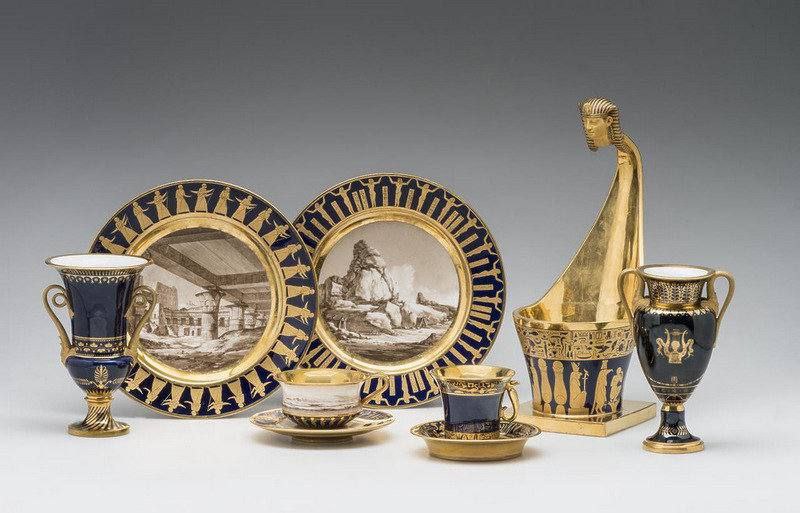 Е — египетский стиль.