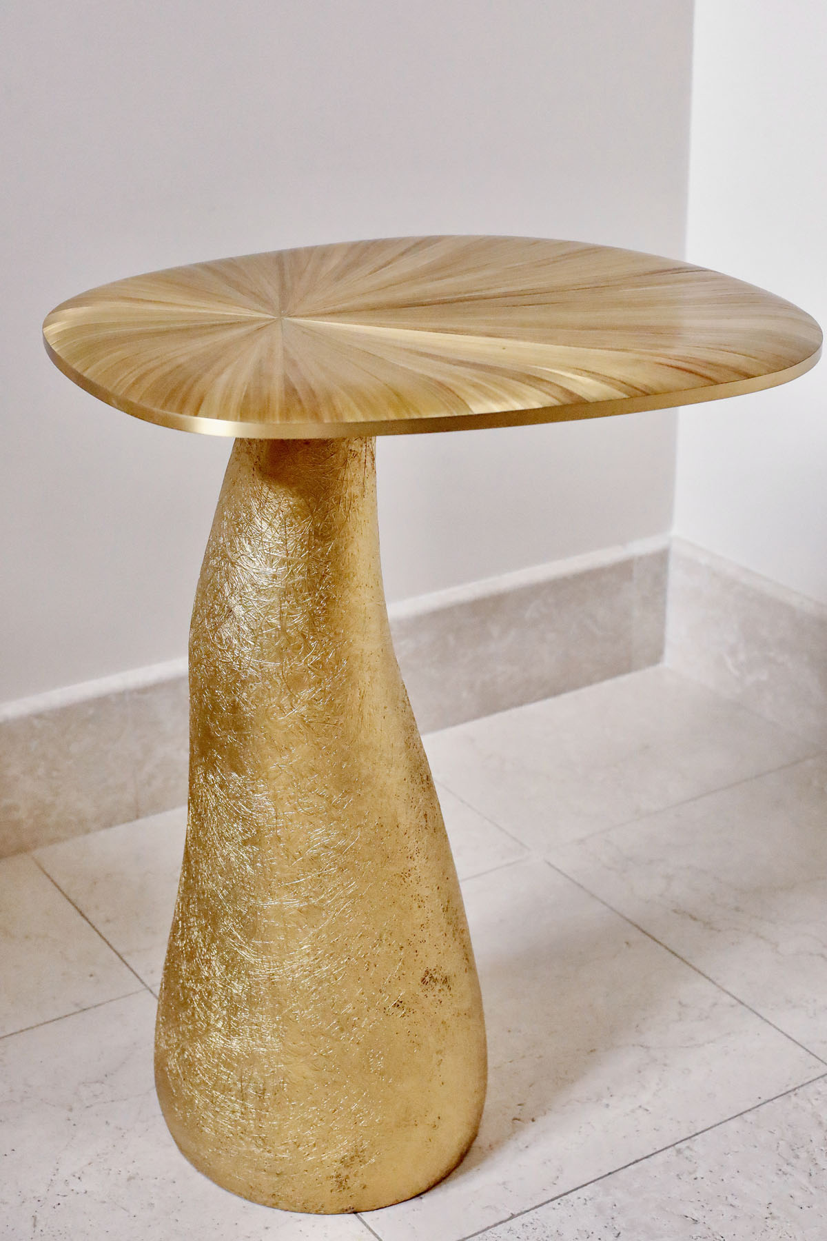 Приставной столик L, мозаика, латунь, стекловолокно, Ginger Brown