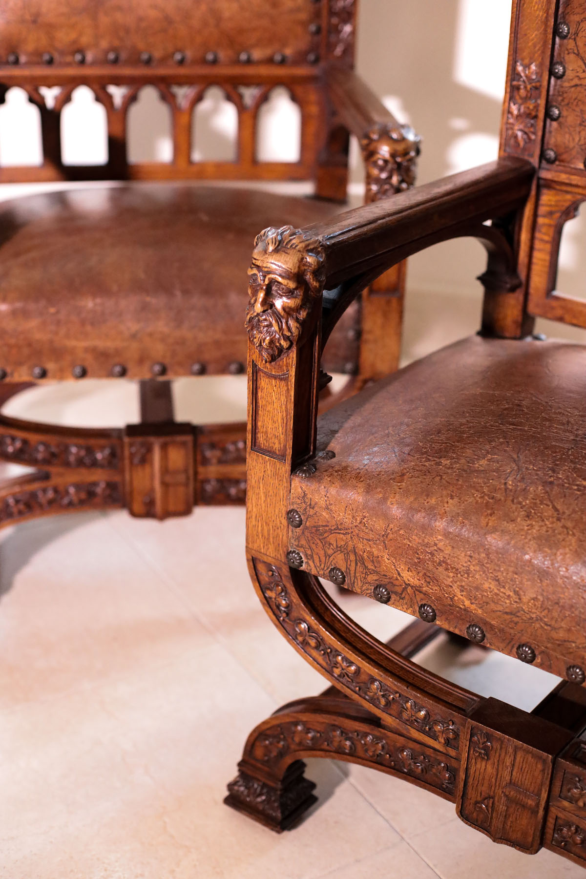 Антикварные кресла второй половины XIX века, Франция.