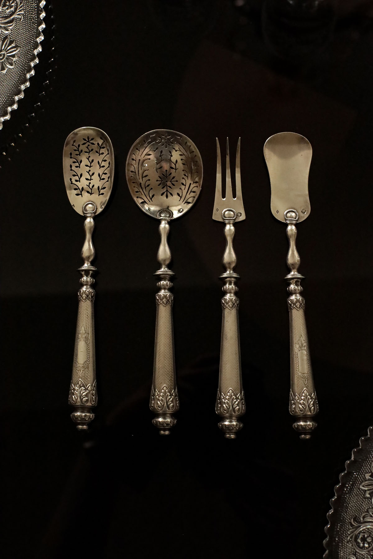 Набор для сервировки десертов, Франция, рубеж XIX-XX вв.