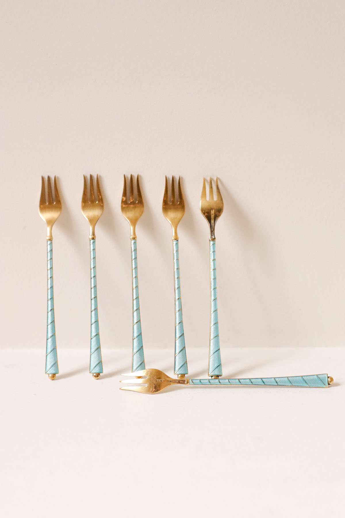 Фруктовые вилки в футляре, Egon Lauridsen, серебро, эмаль, 1936-1966 гг.