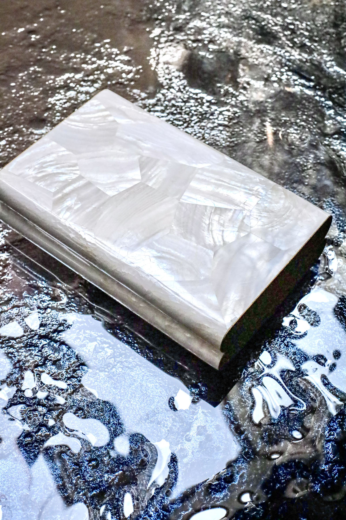 Шкатулка, перламутр, фактурная латунь, Ginger Brown      