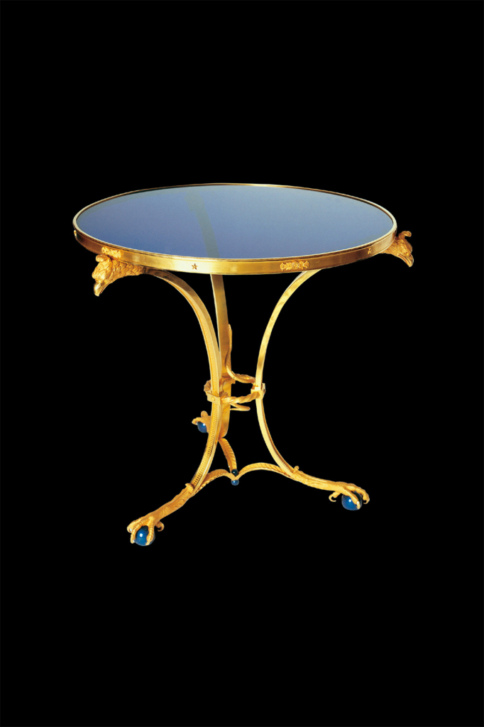 Столик -геридон "Орлиная голова", Remy Garnier