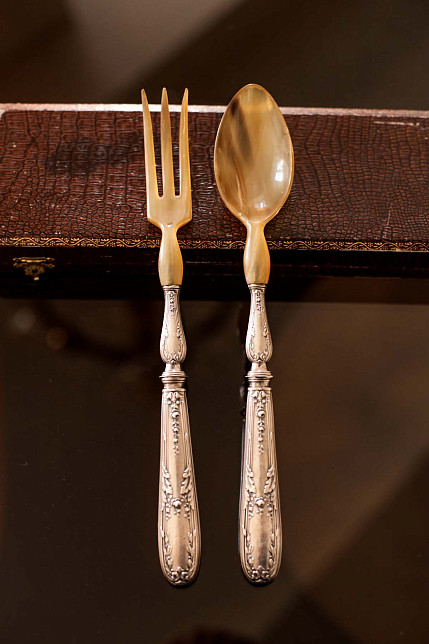 Приборы для салата, серебро и рог, Франция, XIX века