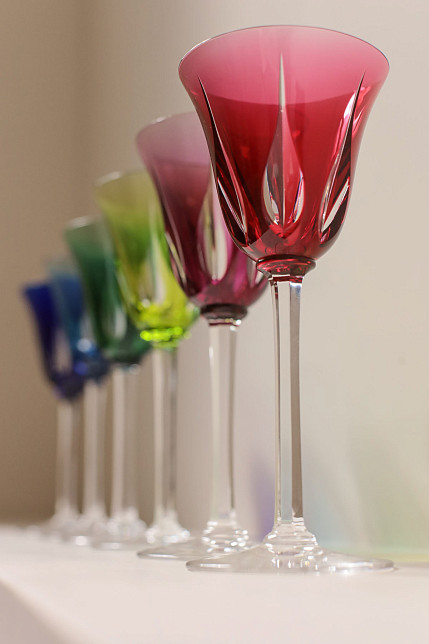 Комплект винных бокалов "Cerdagne", Saint-Louis, цветной хрусталь, Франция, вторая половина XX века