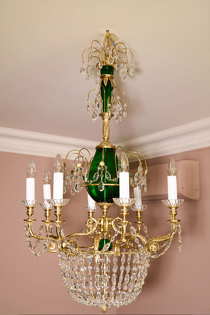 Люстра "Екатерининская", латунь, изумрудное стекло, хрусталь, Производство "Частная Резиденция"