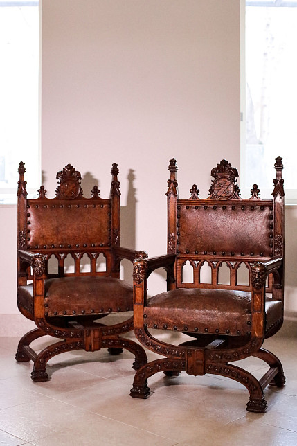 Антикварные кресла второй половины XIX века, Франция.