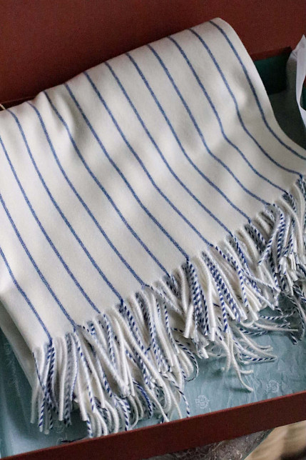 Плед Loro Piana Gessato, серый в полоску