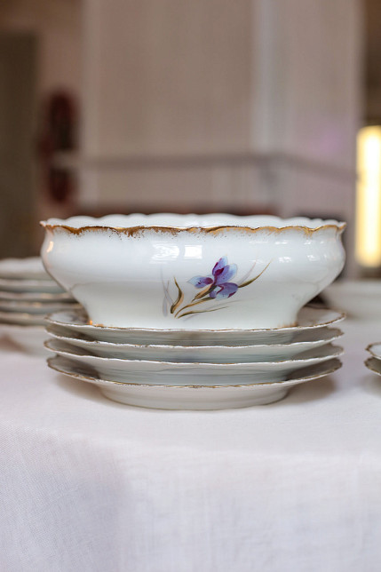 Сервиз столовый «Ирисы», ручная роспись, Франция, 1896-1920 гг.