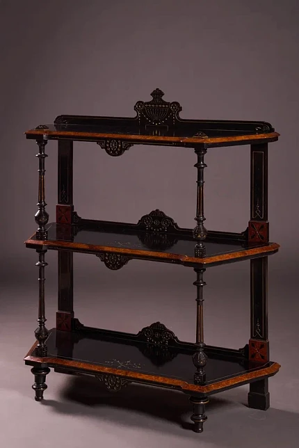Этажерка антикварная "Эдвард", красное дерево, шпон капа амбойна,  лак, Англия, вторая половина XIX века