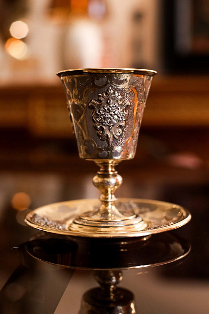 Кубок и блюдце, серебро, в кофре, Франция