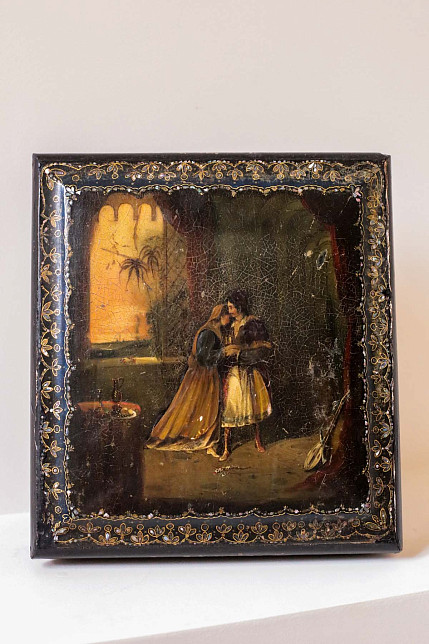 Шкатулка антикварная, перламутр, папье-маше черный лак, Франция, вторая половина XIX века