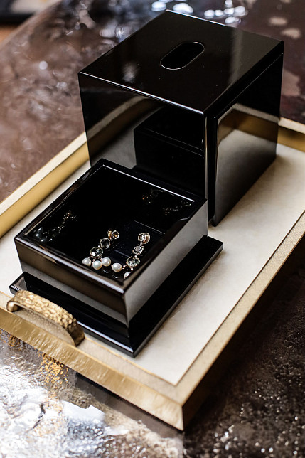 Шкатулка для салфеток, вишня, “Частная резиденция”